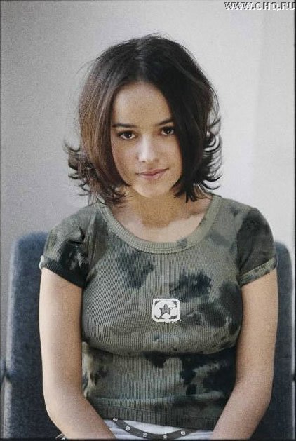 alizee_p_107.jpg