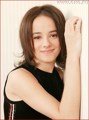 alizee_p_109.jpg